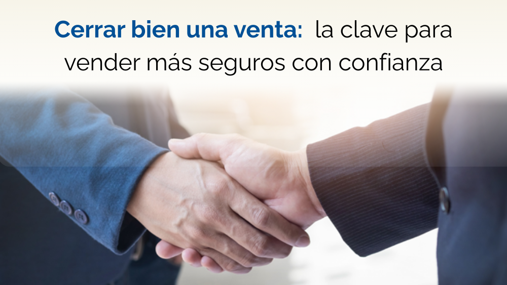 Manos entrelazadas representando confianza al cerrar una venta de seguros de forma profesional y efectiva